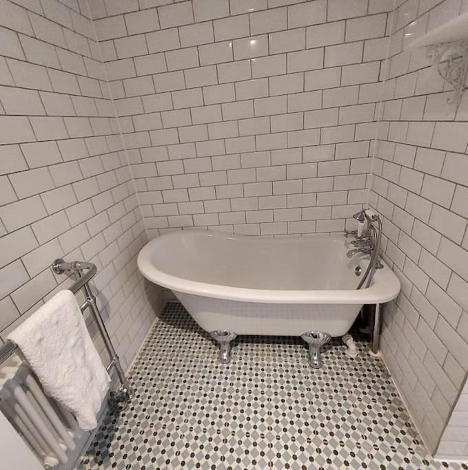 Lovely 1 Bed House In Largs, North Ayrshire Buitenkant foto