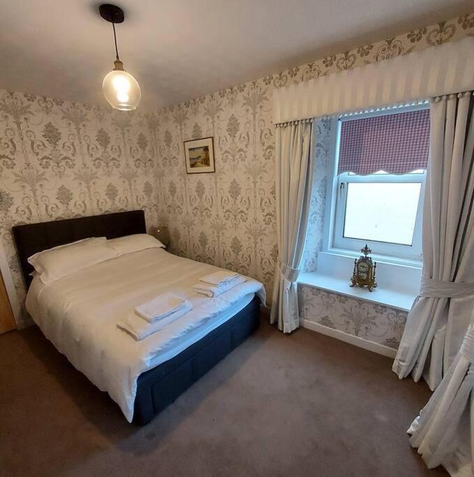 Lovely 1 Bed House In Largs, North Ayrshire Buitenkant foto